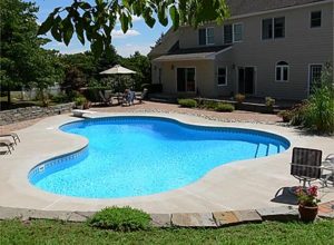 vinyl liner installtion company in michigan