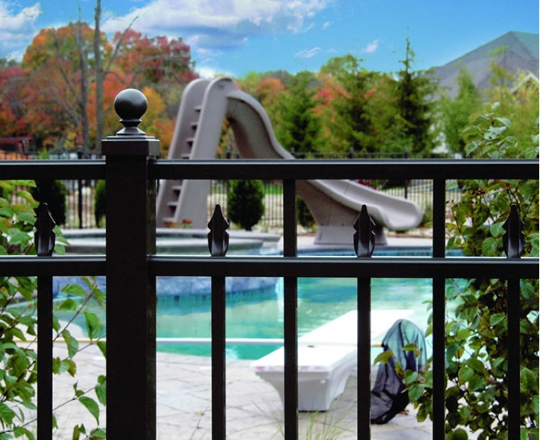 swimming pool fencing near central Michigan