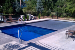 fiberglass pool construction company Auburn Hills Michigan