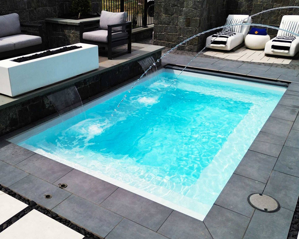 Milan Collection by Latham Pools contractor Farmington Hills MI